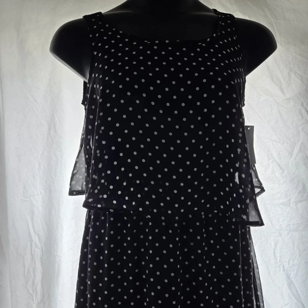 Lovely Faux 2 Piece Dress NWT - Picture 5 of 8